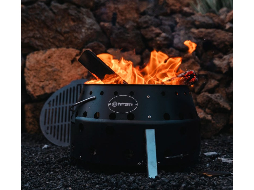 Atago Holz und Kohle Grill Schwarz